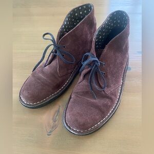 Clarks ‘V&A’ suede boots